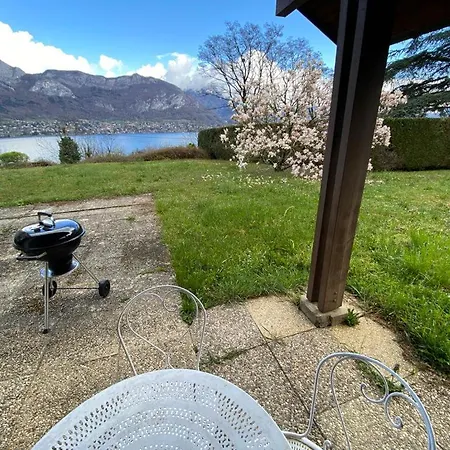 La Roseliere Sud, Vue & Jardin Semesterbostad